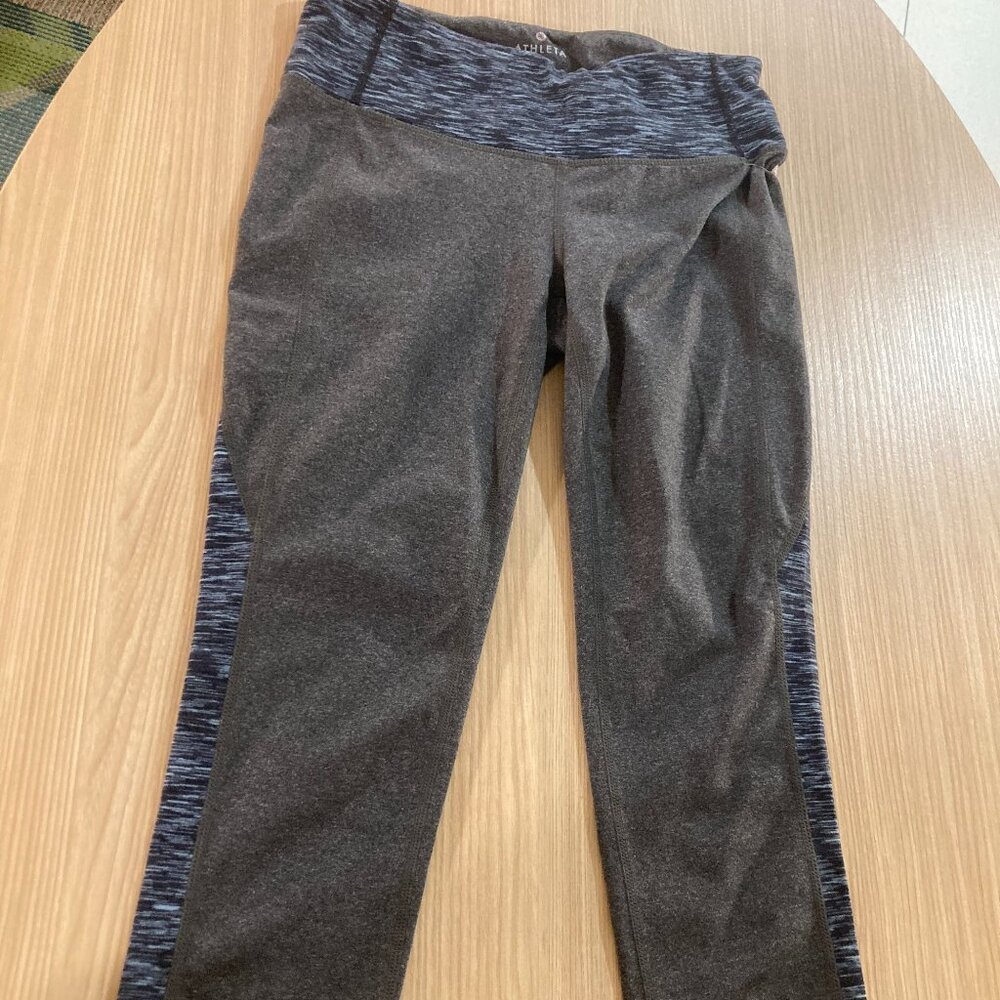 Athleta Splits Revelation Capri Leggings Small Gray and Blue Nylon Polyester